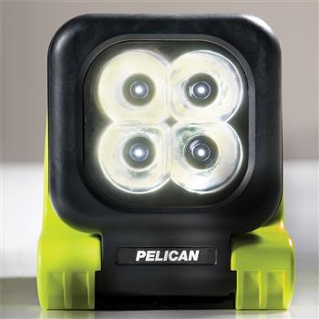 9410L LED Lantern is equipped with 4 LED's